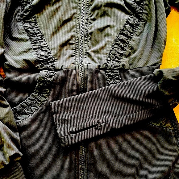 Lululemon jacket - Picture 2 of 12